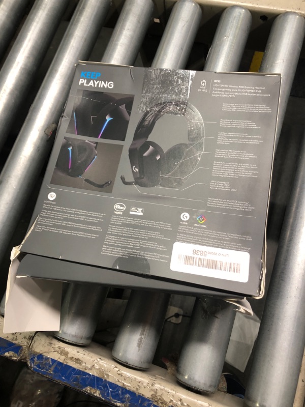 Photo 1 of Logitech G733 Lightspeed Wireless Gaming Headset with Suspension Headband, Lightsync RGB, Blue VO!CE mic technology and PRO-G audio drivers - Black
