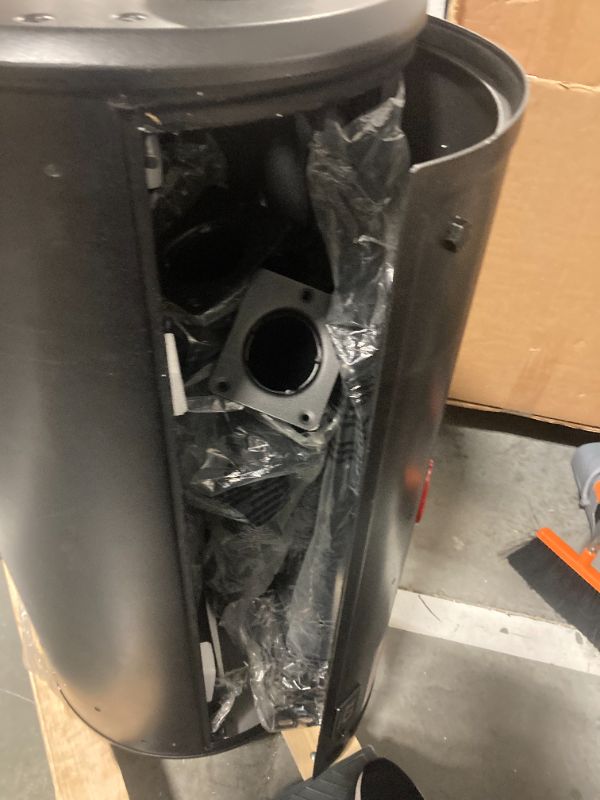 Photo 1 of ***missing parts/damaged*** Char-Griller Grand Champ Charcoal Grill and Offset Smoker in Black                
