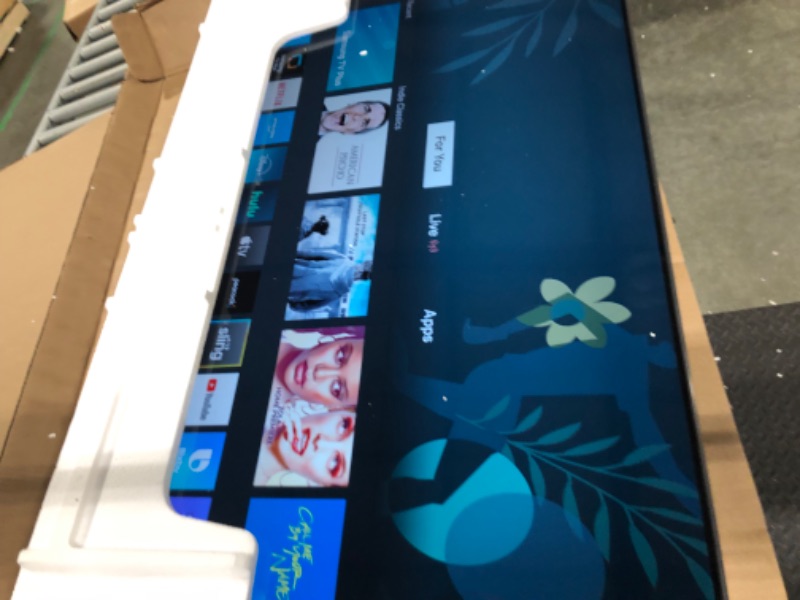 Photo 1 of 50” Class DU7200 Series Crystal UHD 4K Smart Tizen TV (2024)