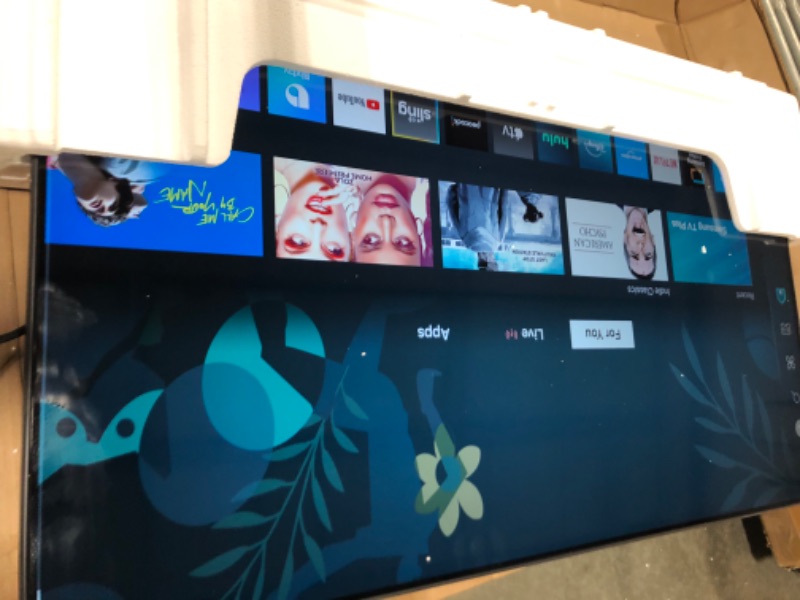 Photo 1 of 50” Class DU7200 Series Crystal UHD 4K Smart Tizen TV (2024)