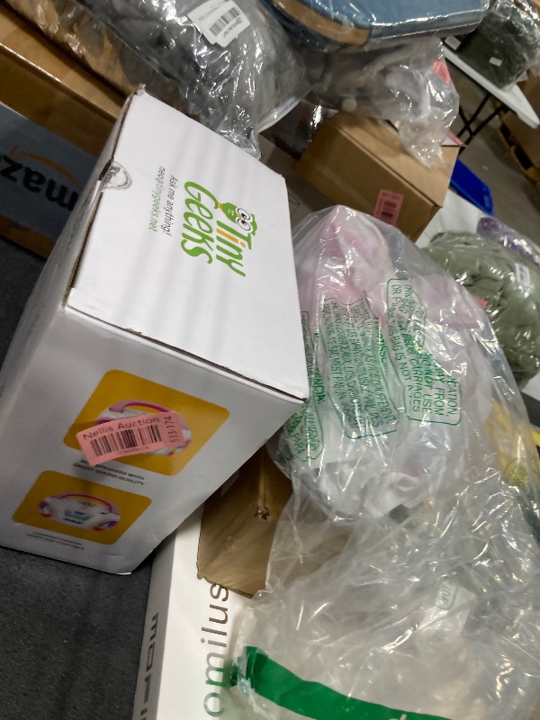 Photo 1 of TinyGeeks Tunes Kids Boombox CD Player for Children + FM Radio + Includes Batteries + Pink Radio - CD Player Children with Speakers Children and Toddlers - Pink