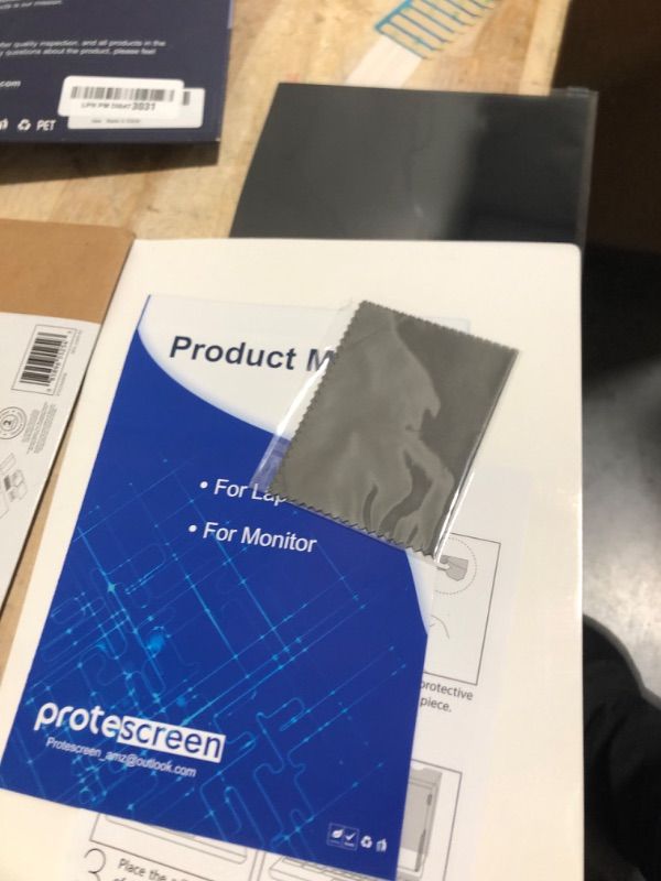 Photo 1 of Kensington MagPro™ Magnetic Laptop Privacy Screen 14 inch, Removable 16:10 Laptop Privacy Filter, Anti-Glare, Blue Ray Reduction, Compatible with HP/Dell/Acer/Asus/Samsung/Lenovo (K55254WW)