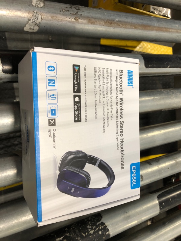 Photo 2 of August EP650 Bluetooth Wireless Over Ear Headphones with aptX LL Low Latency/Multipoint/NFC / 3.5mm Audio in/Headset Microphone - Blue