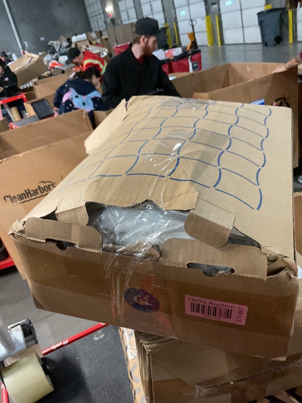 Photo 1 of Bedsure Tufted Boho Comforter Set Queen Size - Ivory Boho Bed Set, GentleSoft™ 3 Pieces Farmhouse Shabby Chic Embroidery Bedding, Gifts for Woman, Soft Jacquard Queen Comforter for All Seasons