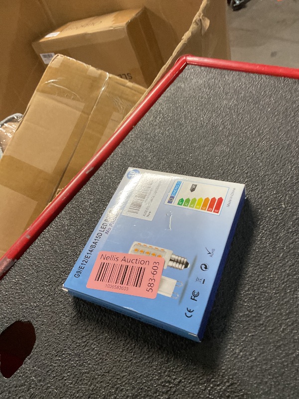 Photo 1 of ALIDE E12 C7 Led Candelabra Bulbs 6000k Daylight White, 60 Watt E12 Halogen Equivalent,T6 Small Base 120V E12 C7 LED Light Bulbs 6W Bright Cool White for Ceiling Fan Chandelier Light,550lm 10Pack