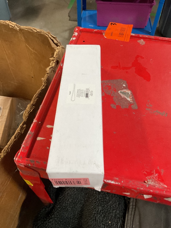 Photo 1 of Oneida 2865020B Flight 20-Piece Stainless Steel Flatware Set, Service for 4