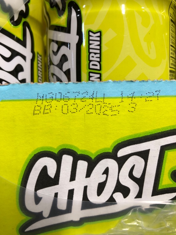 Photo 1 of ***NON REFUNDABLE***
GHOST Hydration Drink, Sour Patch Kids Redberry - RTD Sports Drinks with Electrolytes for Hydration - Beverage for Athletes - Zero Caffeine & Zero Sugars - 16.9 Fl Oz, 12 Pack