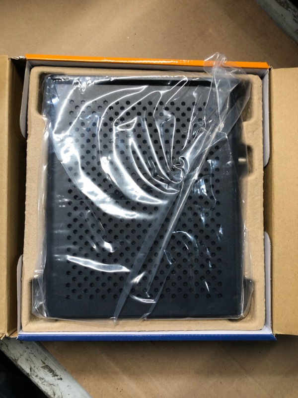 Photo 1 of ARRIS (SBG8300) - Cable Modem Router Combo - Fast DOCSIS 3.1 Gigabit & AC2350 WiFi ,Comcast Xfinity, Cox, Spectrum & more, 1 Gbps Max Internet Speeds , 4 OFDM Channels