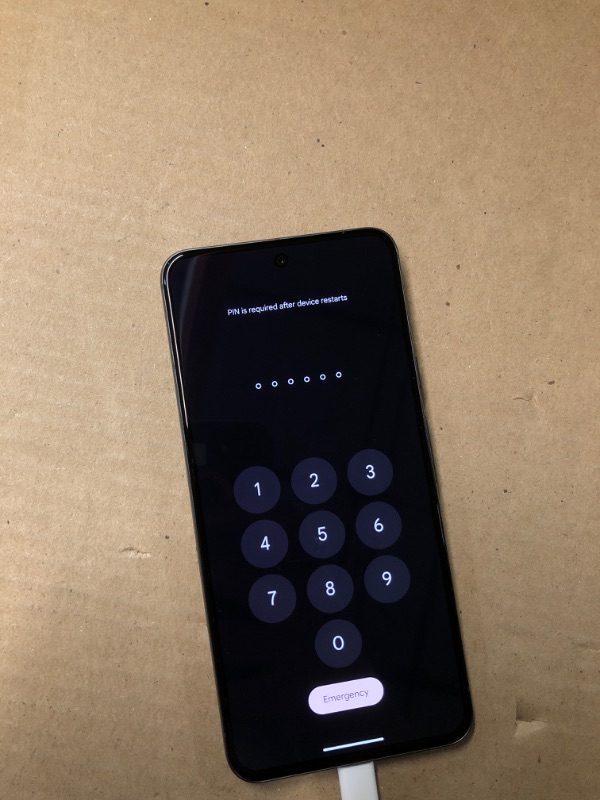 Photo 1 of **LOCKED**
Google Pixel 8 - Unlocked Android Smartphone with Advanced Pixel Camera, 24-Hour Battery, and Powerful Security - Obsidian - 128 GB