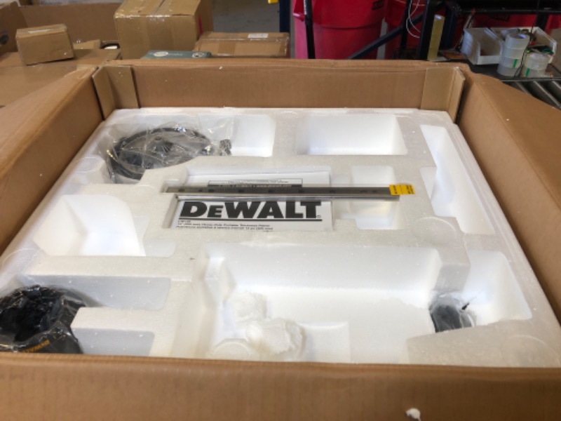 Photo 3 of DEWALT Thickness Planer, Two Speed, 13-inch, 15 Amp, 20,000 RPM Motor (DW735X)