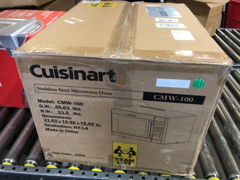 Photo 3 of 1.0 Cu. Ft. Mid-Size Microwave