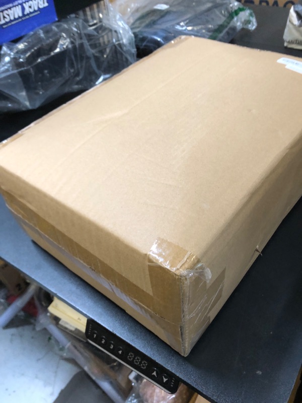 Photo 1 of Jay Franco Minecraft Creeper Queen Comforter Set - 7 Piece Gamer Bedding Includes Sheet Set & Pillow Covers - Super Soft Checkered Bedding