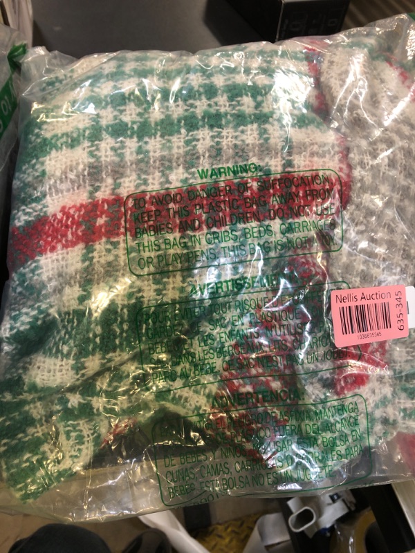 Photo 2 of LALIFIT Christmas Home Decor Super Soft Vintage Fluffy Plaid Throw Blanket-100% Acrylic Cashmere-like- Bedspread Picnic Tailgate Stadium RV Camping Blanket with Fringe,50in W x 67in L (Green/Red)