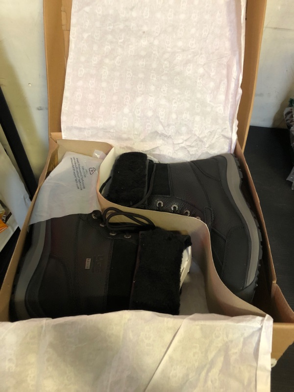 Photo 2 of Size 9.5--UGG Women's Adirondack Boot Iii Boot, Black / Black, 9.5