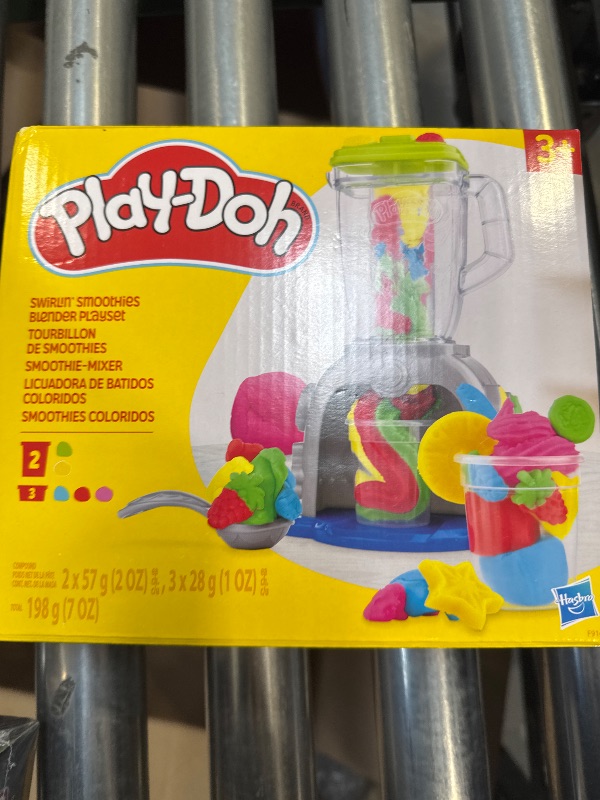 Photo 2 of Play-Doh Swirlin' Smoothies Toy Blender Playset, Play Kitchen Appliance Set, Kids Arts & Crafts, Preschool Play Food Toys, for Girls & Boys, Ages 3+