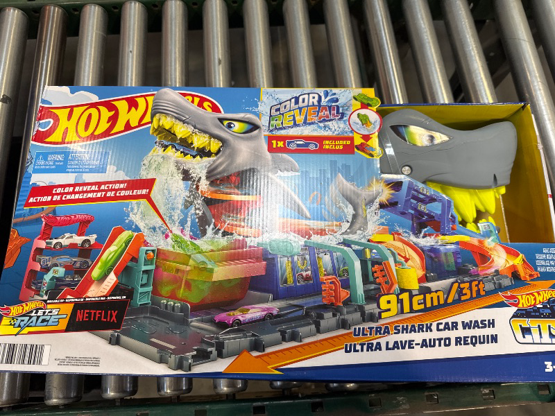 Photo 2 of Hot Wheels City Track Set, Ultra Shark Car Wash with 1:64 Scale Color Reveal Toy Vehicle, Repeat Color-Change Feature, Storage