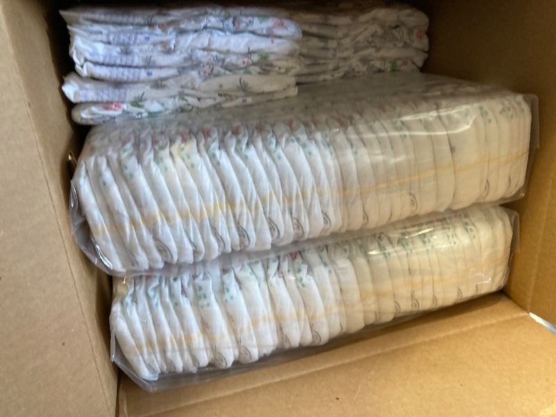 Photo 2 of Kirkland Signature Diapers Size 3 (16-28 Pounds) 222 Count
