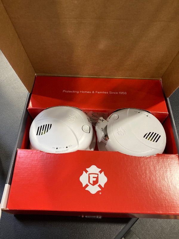 Photo 2 of First Alert BRK Precision Detection Wired Talking Smoke/CO Alarm, 2-pack
