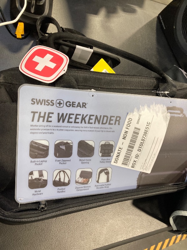 Photo 3 of Swissgear Weekender Tote
