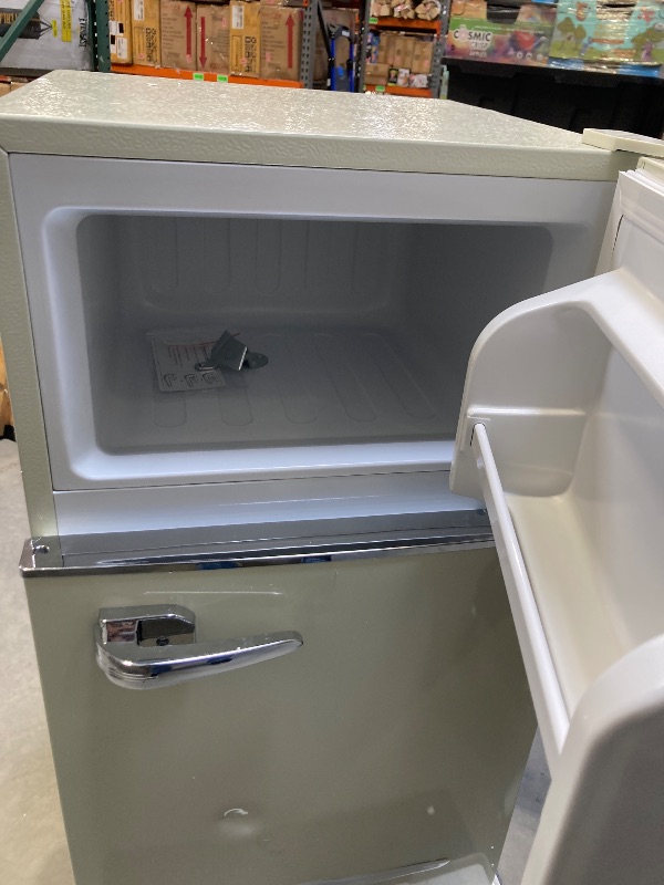 Photo 7 of Frigidaire - Retro 3.2 Cu. Ft. Mini Fridge with Top Freezer