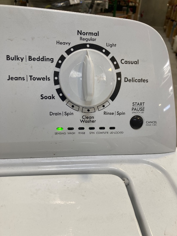 Photo 3 of Kenmore 3.5 Cu. ft Capacity Top-Load Washer, Dual Action Agitator, 27.5" W x 27" D x 43" H, White
