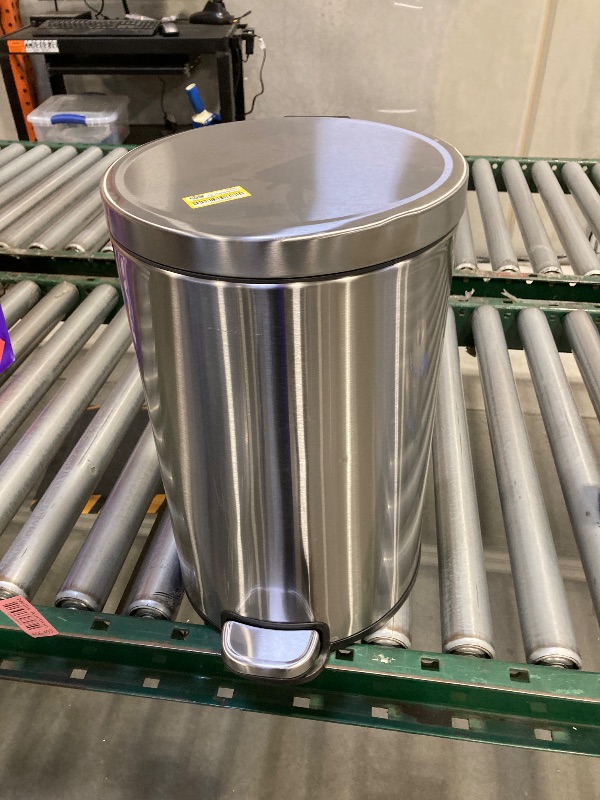 Photo 4 of 12L Round Step Trash Can - Brightroom™
