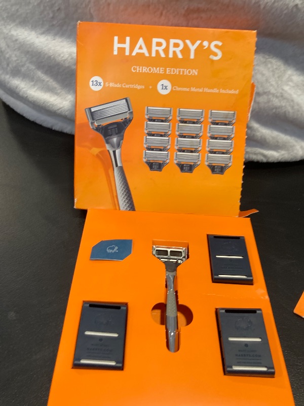 Photo 1 of Harry's Shaving Kit