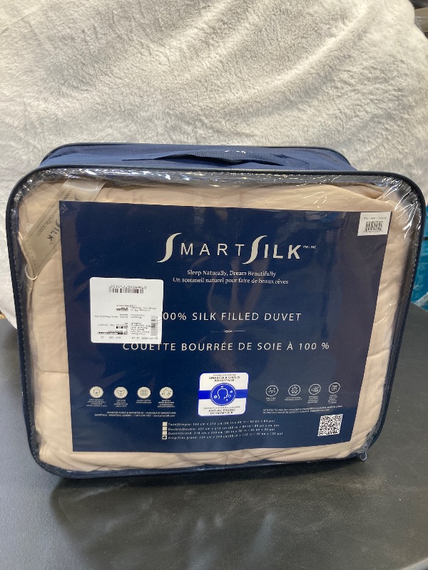 Photo 1 of Smart Silk 100% Silk  Filled Duvet King 