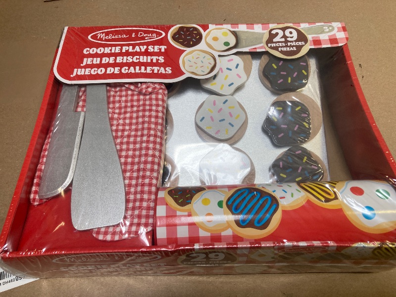 Photo 2 of Melissa & Doug Slice And Bake Cookie Set