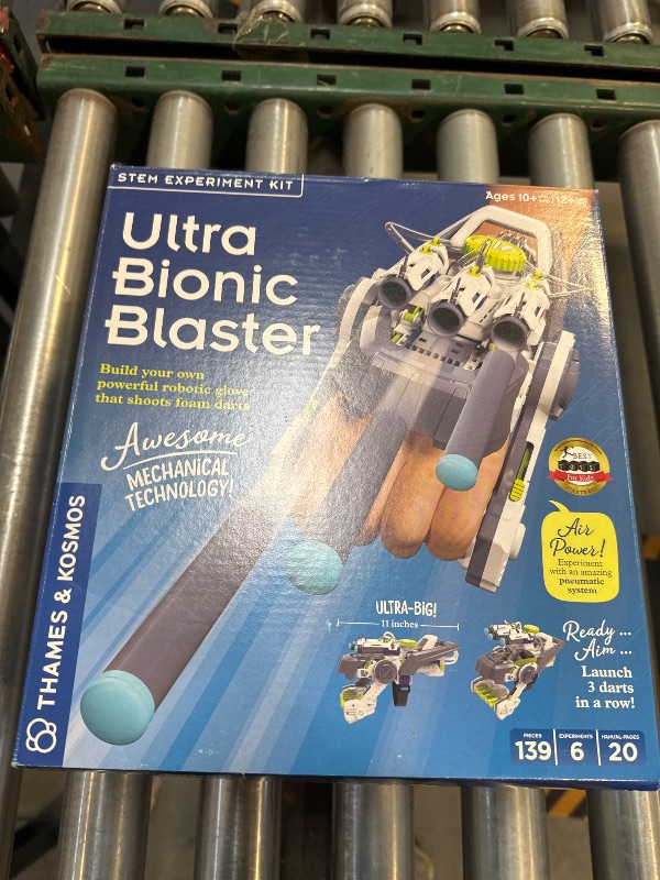 Photo 3 of Thames & Kosmos Ultra Bionic Blaster Toy Multicolored 139 pc