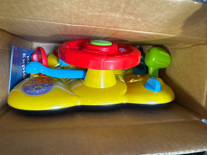 Photo 2 of VTech Turn and Learn Driver (Frustration Free Packaging), Yellow