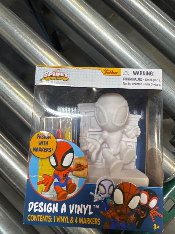 Photo 2 of Tara Toys Spidey Design A Vinyl