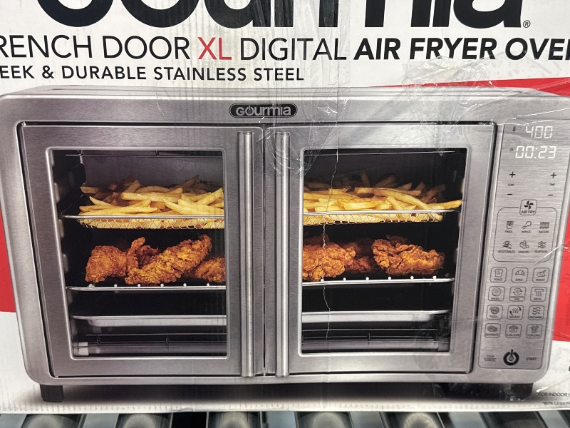 Photo 1 of Gourmia XL Digital Countertop Oven with Air Fry
