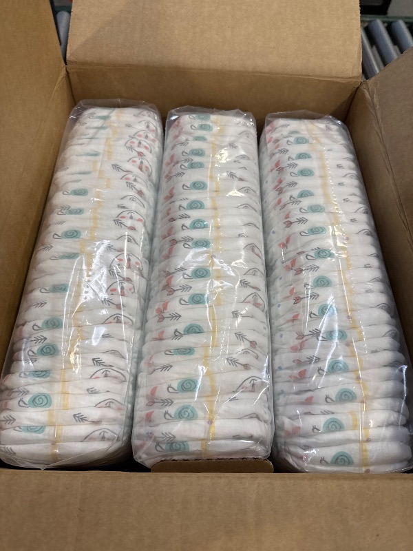 Photo 2 of Kirkland Signature Diapers, Size 4 (22-37 Pounds), 198 Count