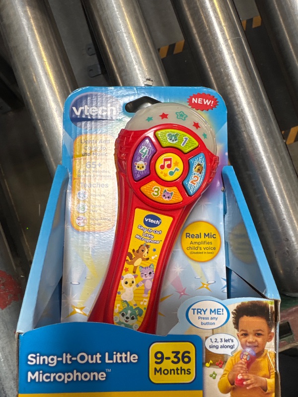 Photo 2 of VTech Sing-It-Out Little Microphone