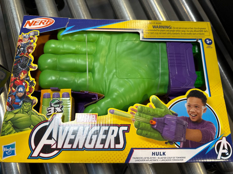 Photo 2 of Marvel Avengers Hulk Thunderclap Blaster Roleplay Toy with 3 NERF Darts, Super Hero Toys for Kids Ages 5+