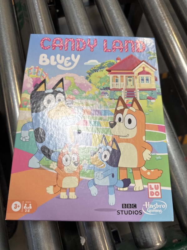 Photo 2 of Hasbro Gaming Candy Land Bluey Edition Board Game | Ages 3 and Up | 2-6 Players | Play as Dad, Mum, Bluey, Bingo, Muffin, or Socks | Preschool Games | Kids Gifts (Amazon Exclusive)