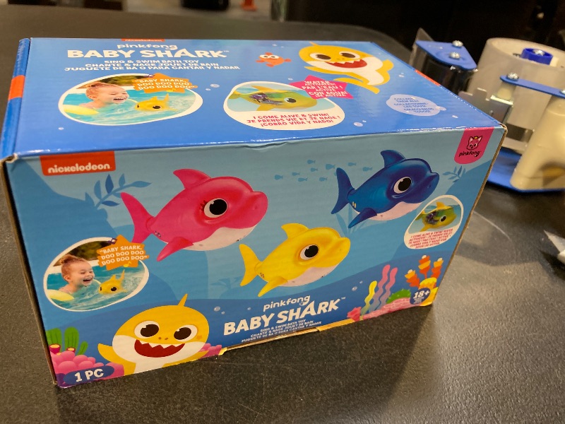 Photo 2 of Robo Alive Junior Baby Shark New Silicon Fins Version Singing and Swimming Daddy Shark (Blue) by ZURU