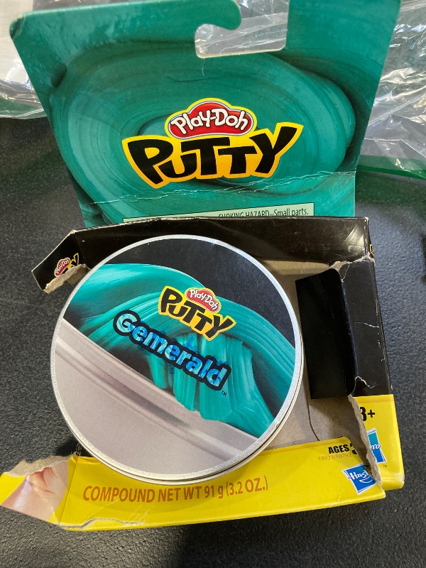 Photo 2 of Play-Doh Putty Gemerald Metallic Green Putty for Kids, 3.2-Ounce