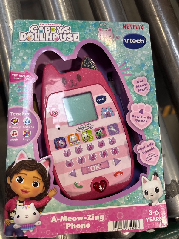 Photo 2 of VTech Gabby's Dollhouse A-Meow-Zing Phone