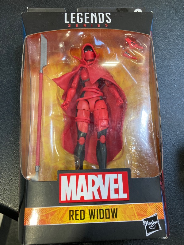 Photo 2 of Marvel Legends Series Red Widow, Comics Collectible 6-Inch Action Figure with Build-A-Figure Part