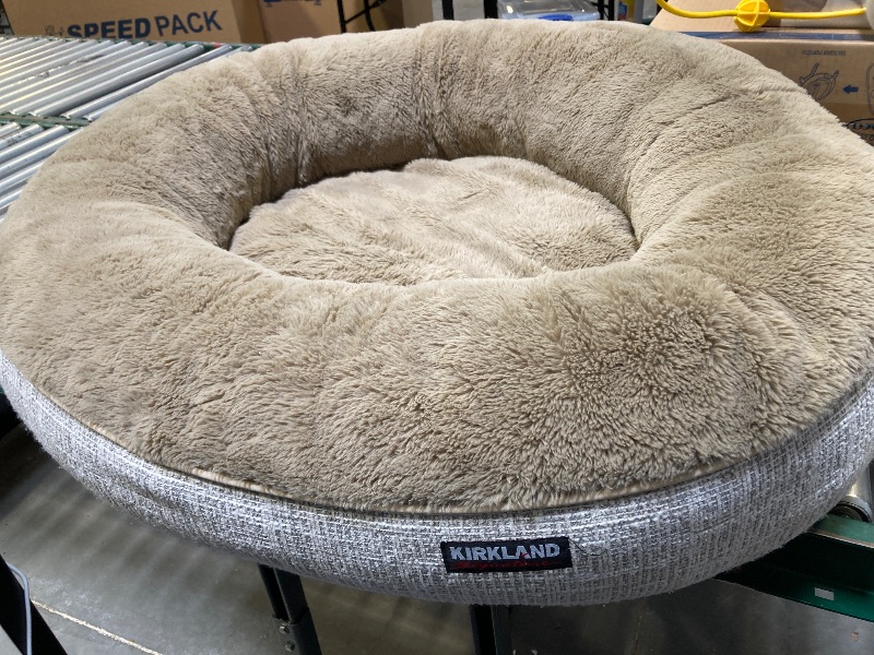 Photo 1 of 40in Round Pets Bed 