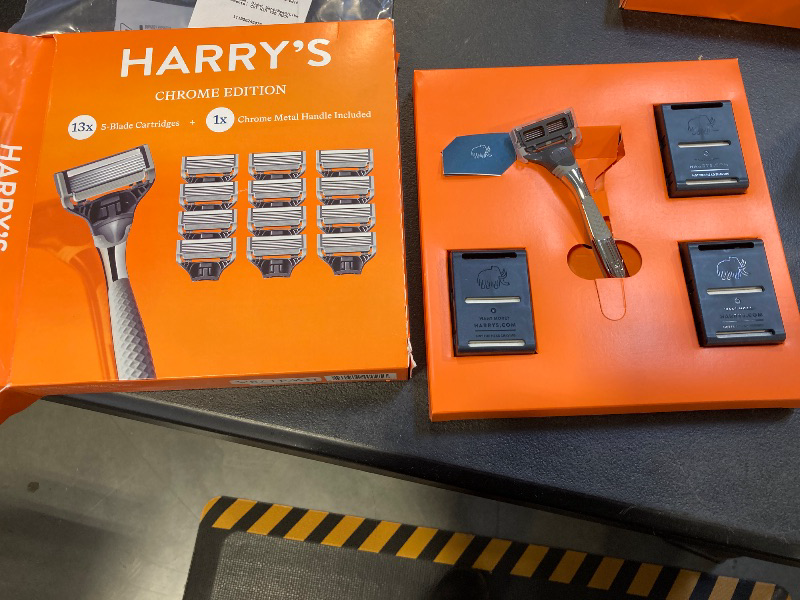 Photo 2 of Harry's Chrome Edition Razor Set 13 X 5-Blade Cartridges + 1 Chrome Metal Handle