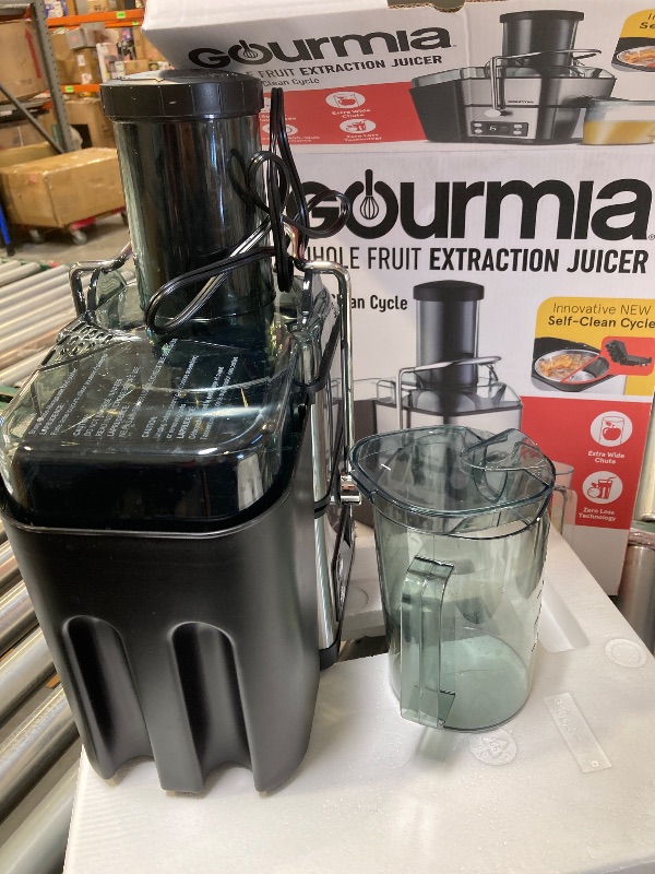 Photo 2 of Gourmia 6-Speed Digital Wide Mouth Juicer with Self-Clean Cycle