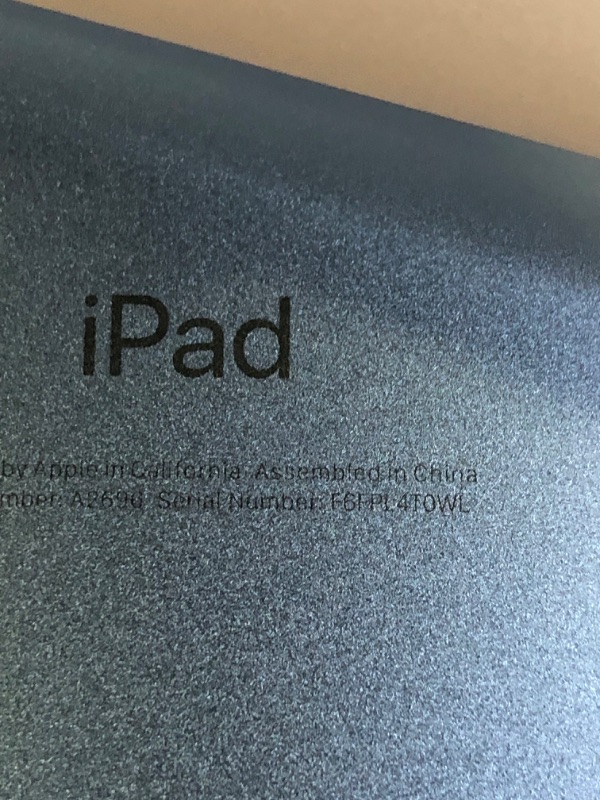 Photo 9 of Apple iPad (10th Generation): with A14 Bionic chip, 10.9-inch Liquid Retina Display, 64GB, Wi-Fi 6, 12MP front/12MP Back Camera, Touch ID, All-Day Battery Life – Blue (BOX IS DAMAGED BUT ITEM IS NEW, SEALED)