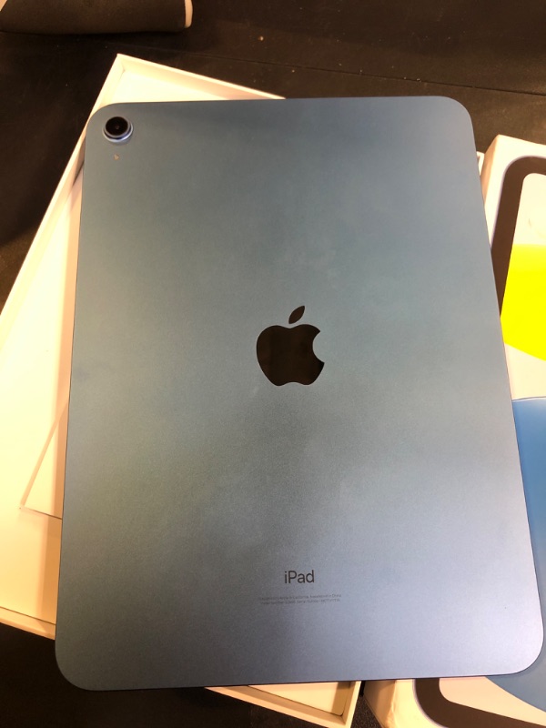 Photo 3 of Apple iPad (10th Generation): with A14 Bionic chip, 10.9-inch Liquid Retina Display, 64GB, Wi-Fi 6, 12MP front/12MP Back Camera, Touch ID, All-Day Battery Life – Blue (USED)