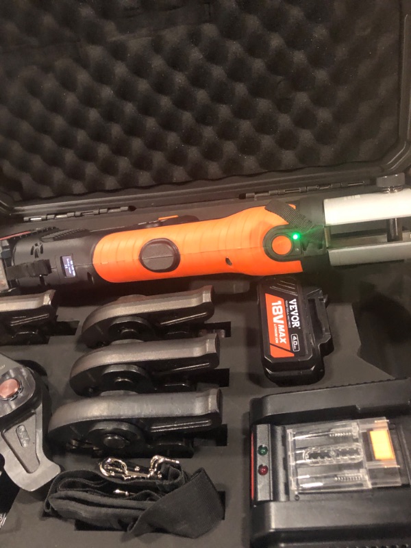 Photo 3 of VEVOR Pro Press Tool, 18V Electric Pipe Crimping Tool for 1/2" to 2" Copper Pipes, Press Tool Kit with 6 Pro Press Jaws, 2pcs 4AH Battery, Fast Charger & Carrying Case