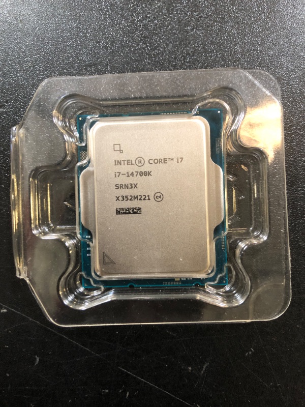 Photo 2 of Intel® Core™ i7-14700K Desktop Processor 20 cores (8 P-cores + 12 E-cores) up to 5.6 GHz