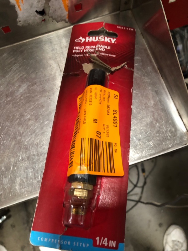 Photo 1 of 1/4 in. Field Repairable PU Hose End
