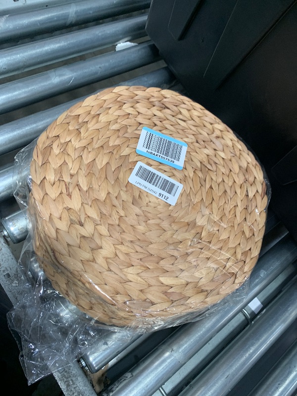 Photo 1 of 10 Pack, Round Woven Placemats, Natural Water Hyacinth Place mats, Braided Straw Table Mats for Dining Table, Christmas Placemats (13.8 inch)